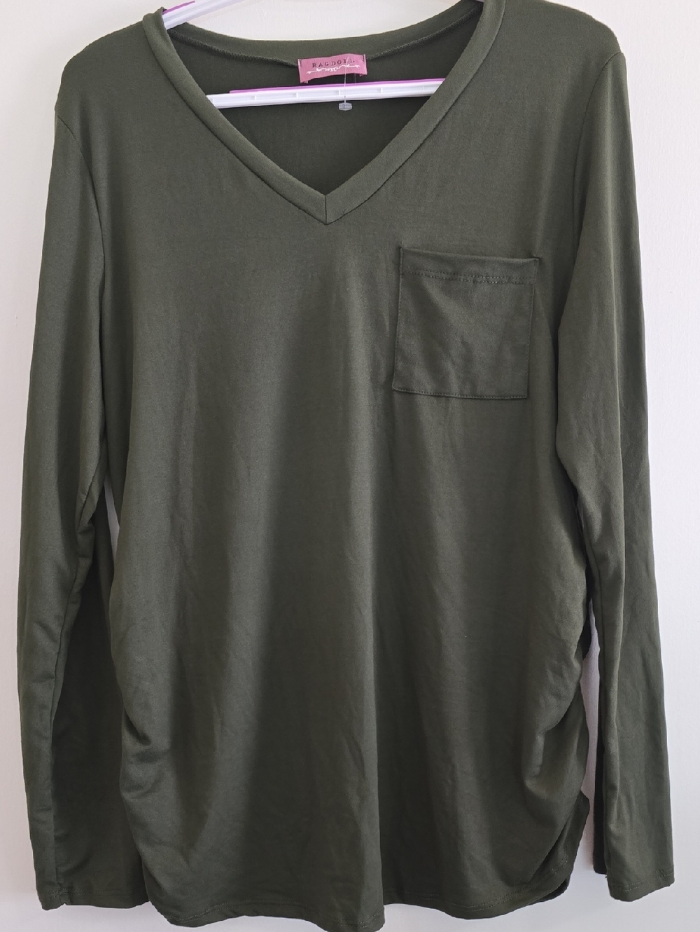Ragdoll Olive V-Neck Long Sleeve Pocket Tee